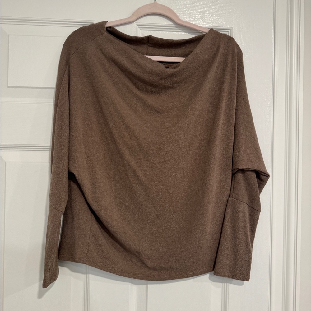 Six fifty anywhere top - brand new